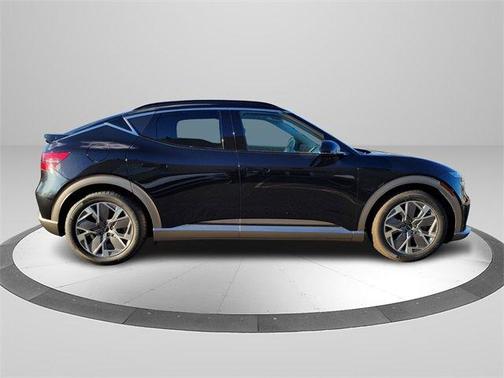 2025 Genesis GV60 Standard