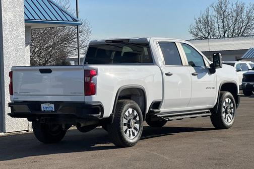 2024 Chevrolet Silverado 2500 Custom