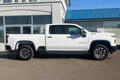 2024 Chevrolet Silverado 2500 Custom