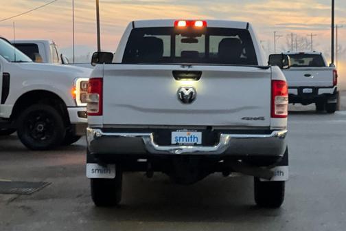 2022 RAM 3500 Tradesman Crew Cab 4x4 8' Box