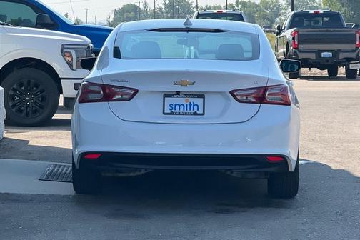 2022 Chevrolet Malibu FWD LT