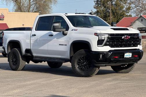 2024 Chevrolet Silverado 2500 4WD Crew Cab Standard Bed ZR2