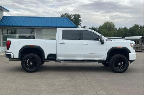 2023 GMC Sierra 2500 Denali