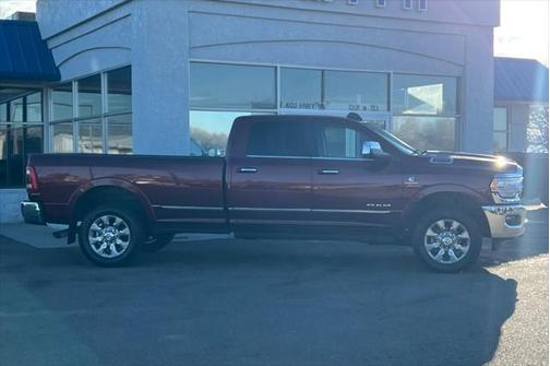2020 RAM 3500 Limited Crew Cab 4x4 8' Box