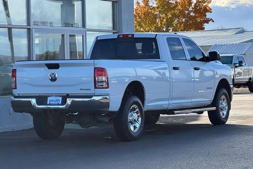 2020 RAM 3500 Tradesman Crew Cab 4x4 8' Box