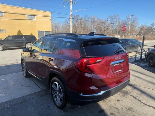 2021 GMC Terrain SLT