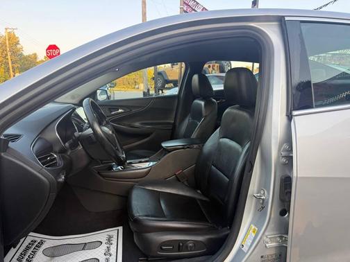 2017 Chevrolet Malibu 1LT