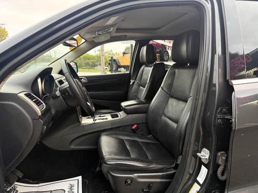 2011 Jeep Grand Cherokee Laredo