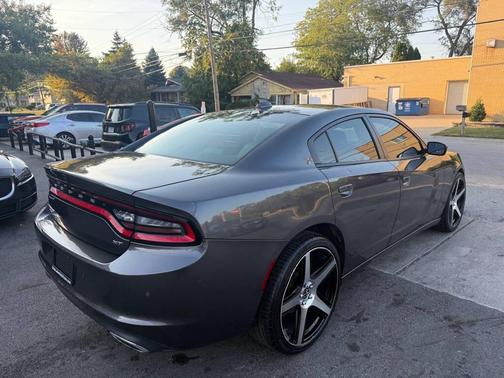 2015 Dodge Charger SXT