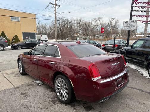 2016 Chrysler 300 Limited