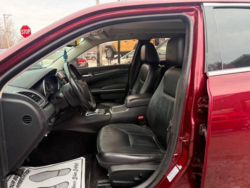 2016 Chrysler 300 Limited