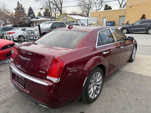 2016 Chrysler 300 Limited