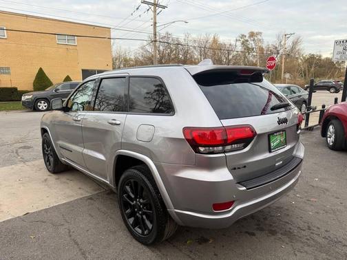 2018 Jeep Grand Cherokee Laredo E