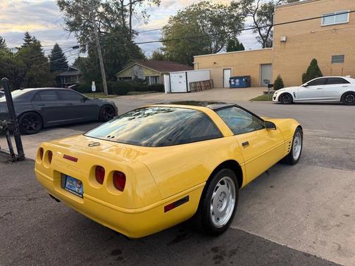1991 Chevrolet Corvette Base