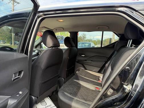 2019 Nissan Kicks SV