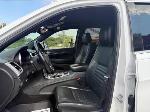2018 Jeep Grand Cherokee Sterling Edition