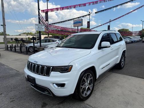 2018 Jeep Grand Cherokee Sterling Edition