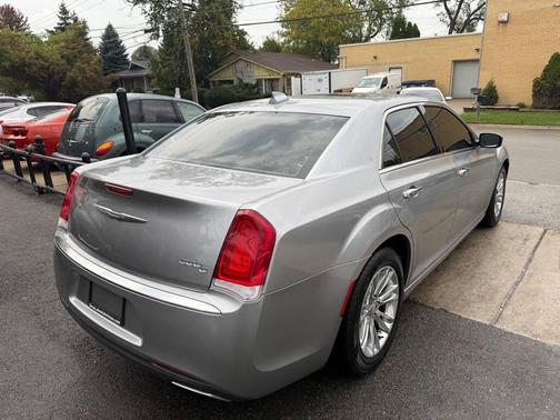 2015 Chrysler 300 S