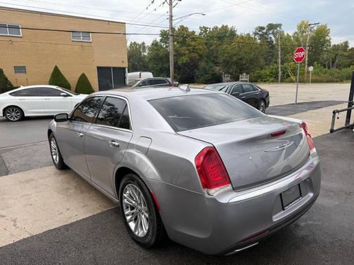 2015 Chrysler 300 S