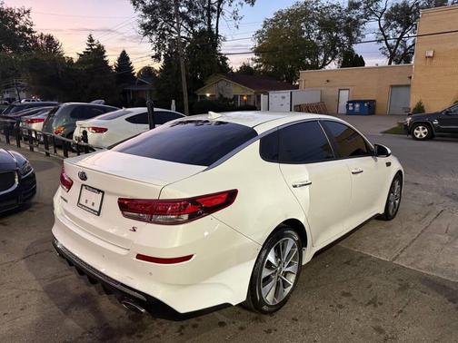 2019 Kia Optima LX