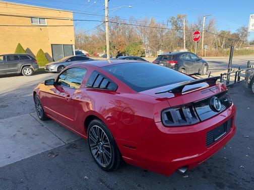2013 Ford Mustang V6