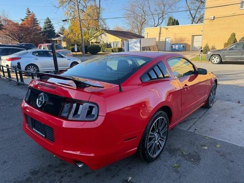 2013 Ford Mustang V6