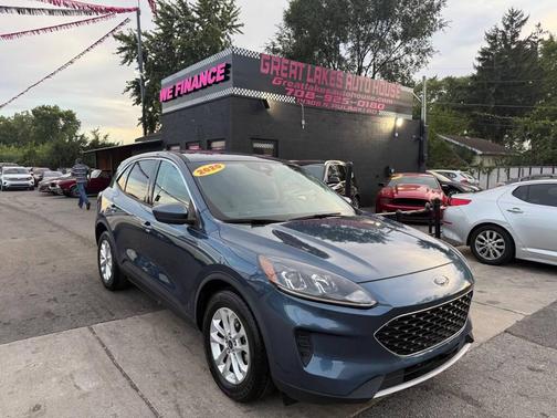 2020 Ford Escape SE