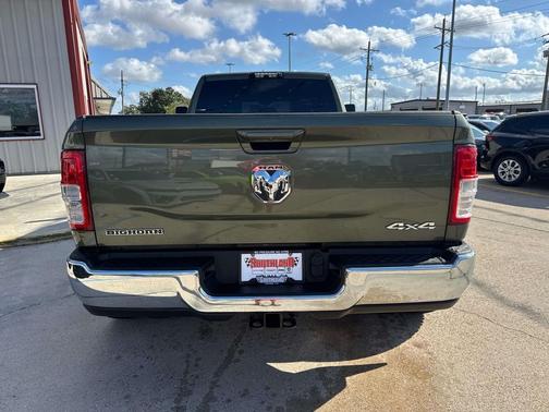 2021 RAM 3500 Big Horn Crew Cab 4x4 8' Box