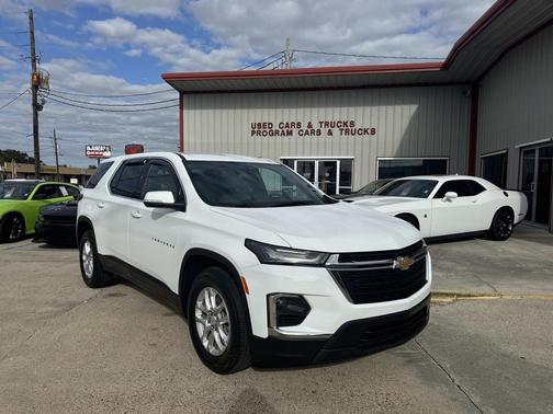 2023 Chevrolet Traverse LS
