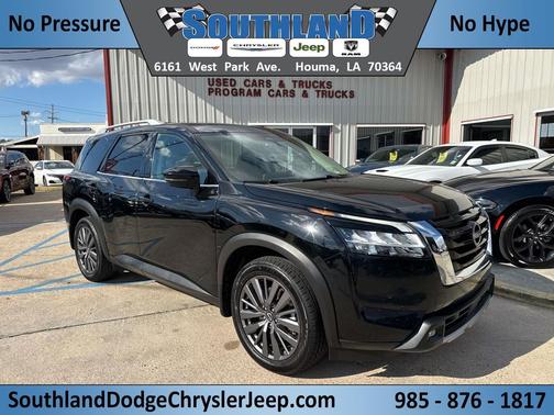 2022 Nissan Pathfinder SL 2WD