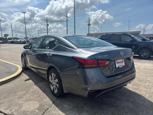 2021 Nissan Altima S FWD
