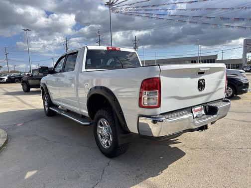 2020 RAM 2500 Big Horn Crew Cab 4X4 6'4' Box