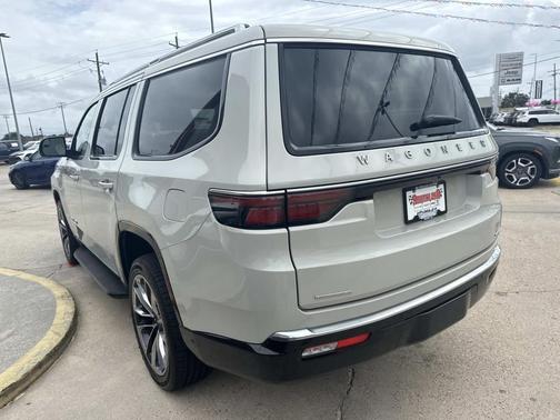 2022 Jeep Wagoneer Series II 4x4