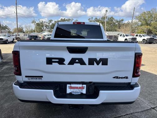 2026 RAM 3500 Big Horn Crew Cab 4x4 6'4' Box