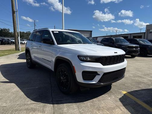 2025 Jeep Grand Cherokee Altitude