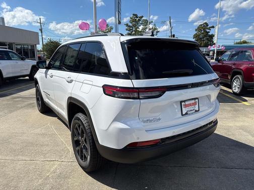 2025 Jeep Grand Cherokee Altitude
