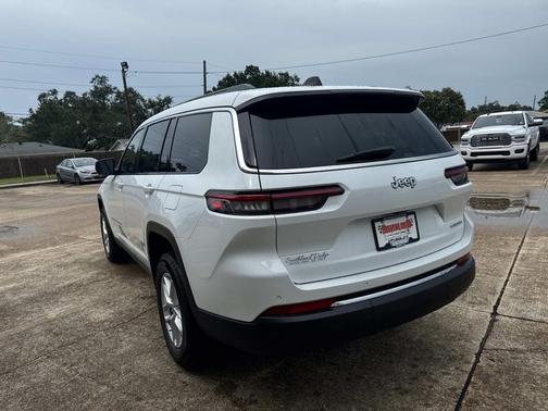 2025 Jeep Grand Cherokee L Laredo