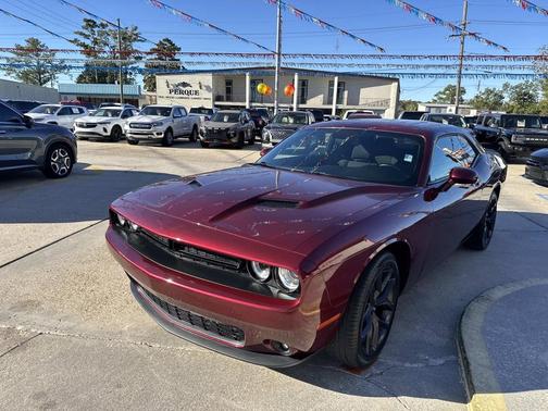 2022 Dodge Challenger SXT