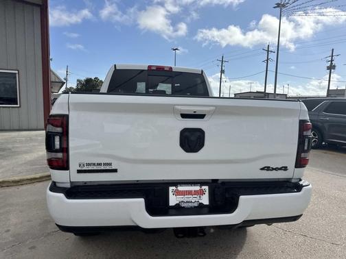 2024 RAM 2500 Big Horn Crew Cab 4x4 6'4' Box