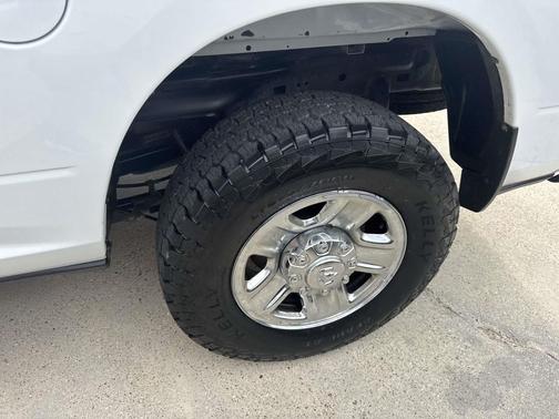 2018 RAM 2500 Tradesman Crew Cab 4x4 6'4' Box