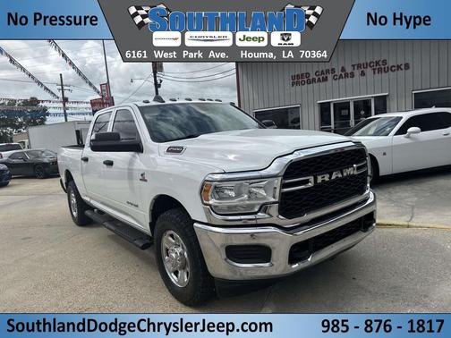 2018 RAM 2500 Tradesman Crew Cab 4x4 6'4' Box