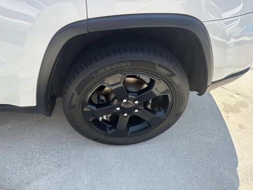 2019 Jeep Grand Cherokee Upland
