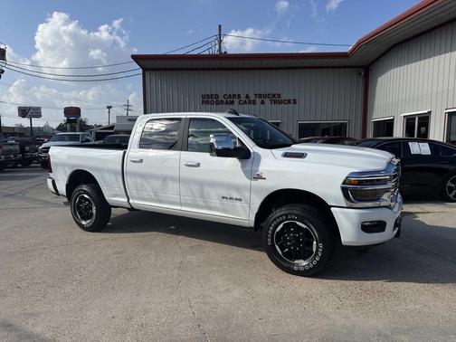2026 RAM 2500 Laramie Crew Cab 4x4 6'4' Box