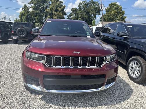 2025 Jeep Grand Cherokee L Laredo