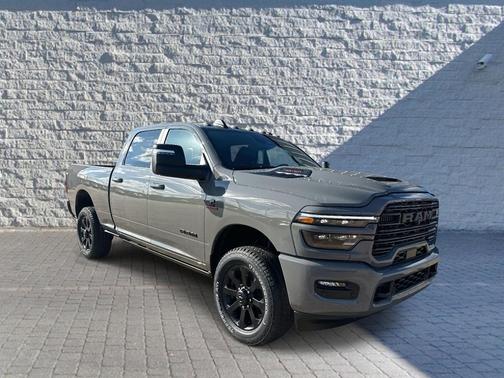 2026 RAM 2500 Laramie Crew Cab 4x4 6'4' Box