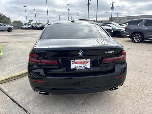 2023 BMW 530 i