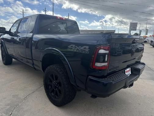 2022 RAM 2500 Laramie Mega Cab 4x4 6'4' Box