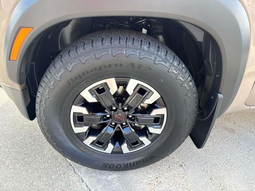 2024 Nissan Frontier PRO-X