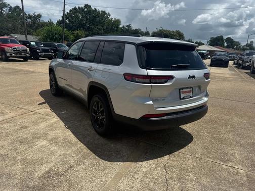 2025 Jeep Grand Cherokee L Altitude