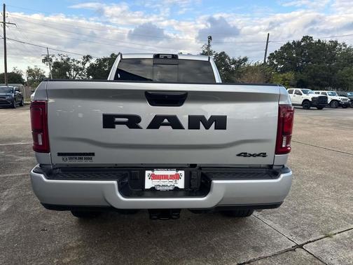 2026 RAM 2500 Big Horn Crew Cab 4x4 6'4' Box